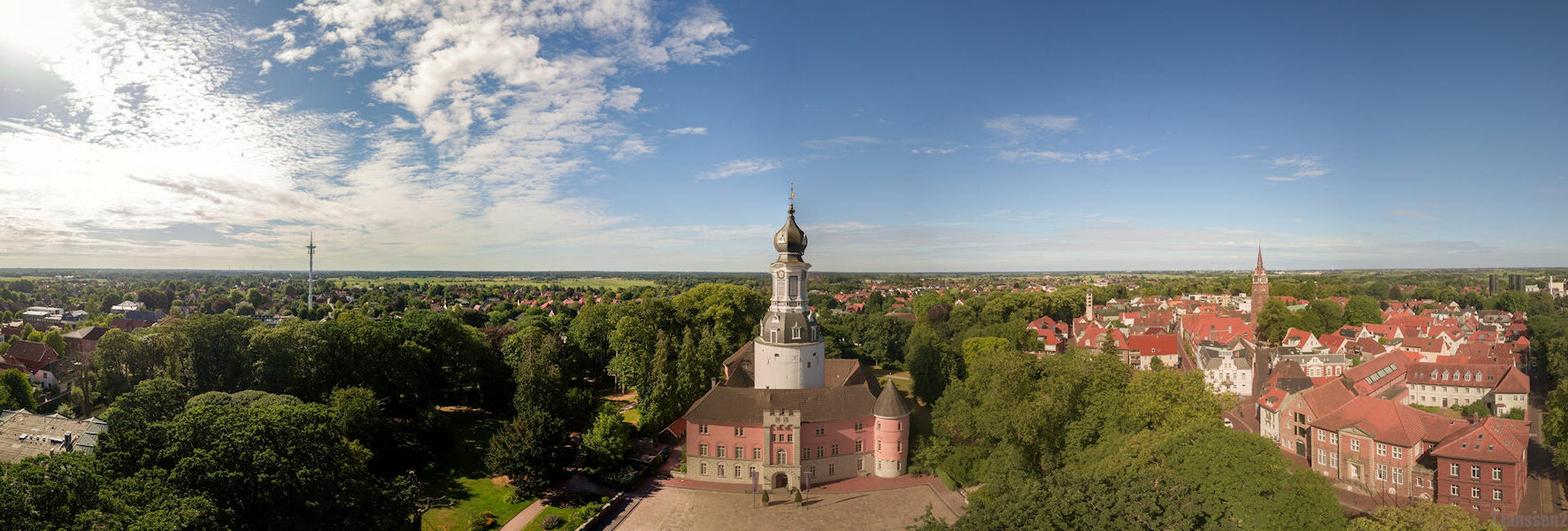 Luftbild Schloss Jever