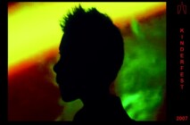 Diese Schattenbilder aus der Lightshow der Ausstellung wurden beim Kinderfest des Schlossmuseums am 8. September 2007 aufgenommen. foto-kinderfest-15