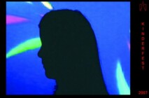 Diese Schattenbilder aus der Lightshow der Ausstellung wurden beim Kinderfest des Schlossmuseums am 8. September 2007 aufgenommen. foto-kinderfest-2