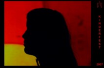 Diese Schattenbilder aus der Lightshow der Ausstellung wurden beim Kinderfest des Schlossmuseums am 8. September 2007 aufgenommen. foto-kinderfest-3