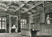 Der Audienzsaal noch mit Vitrine in der Mitte.