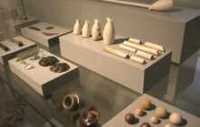 Funde: Pfeifen, Murmeln, Armbrustbolzen