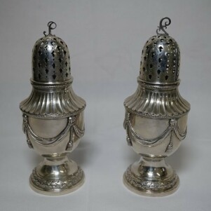 Schlossthemen: Zinn und Silber