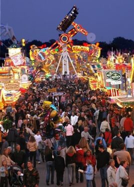 Peter Kreier, Kramermarkt 1995, Schlossmuseum Jever/NWZ-Archiv