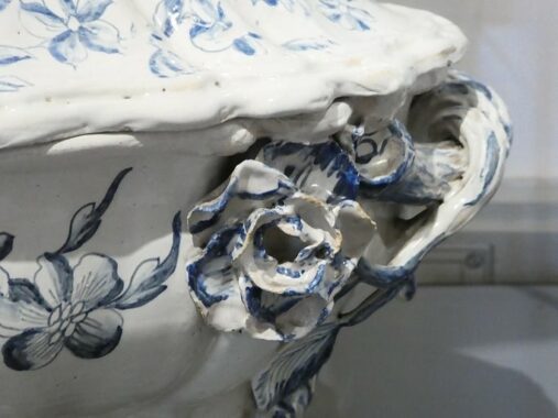 Schlossthemen: Keramik - Porzellan, Fayence, Steingut