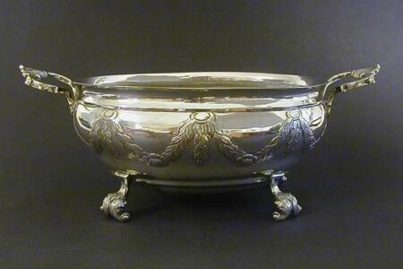 Zinn und Silber - Henkelschale