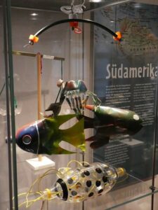 Foto aus der Ausstellung "Alle Welt spielt", bei der ich mitgeholfen habe.